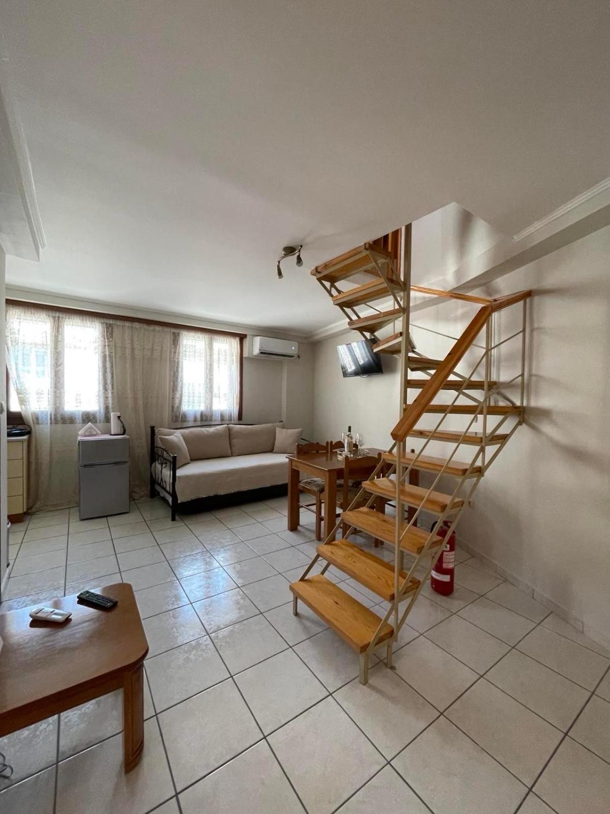 Οι Φωλίτσες Apartment นาฟปาคตอส ภายนอก รูปภาพ