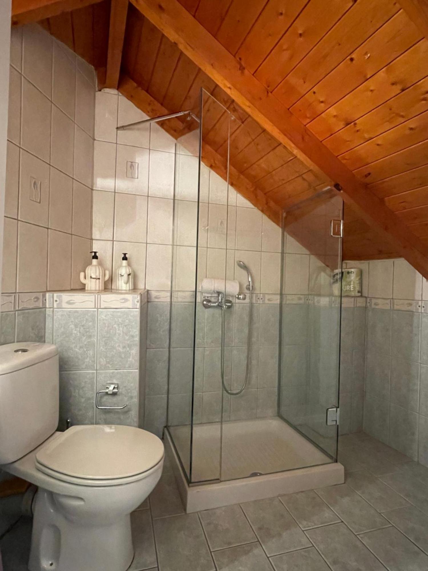 Οι Φωλίτσες Apartment นาฟปาคตอส ภายนอก รูปภาพ