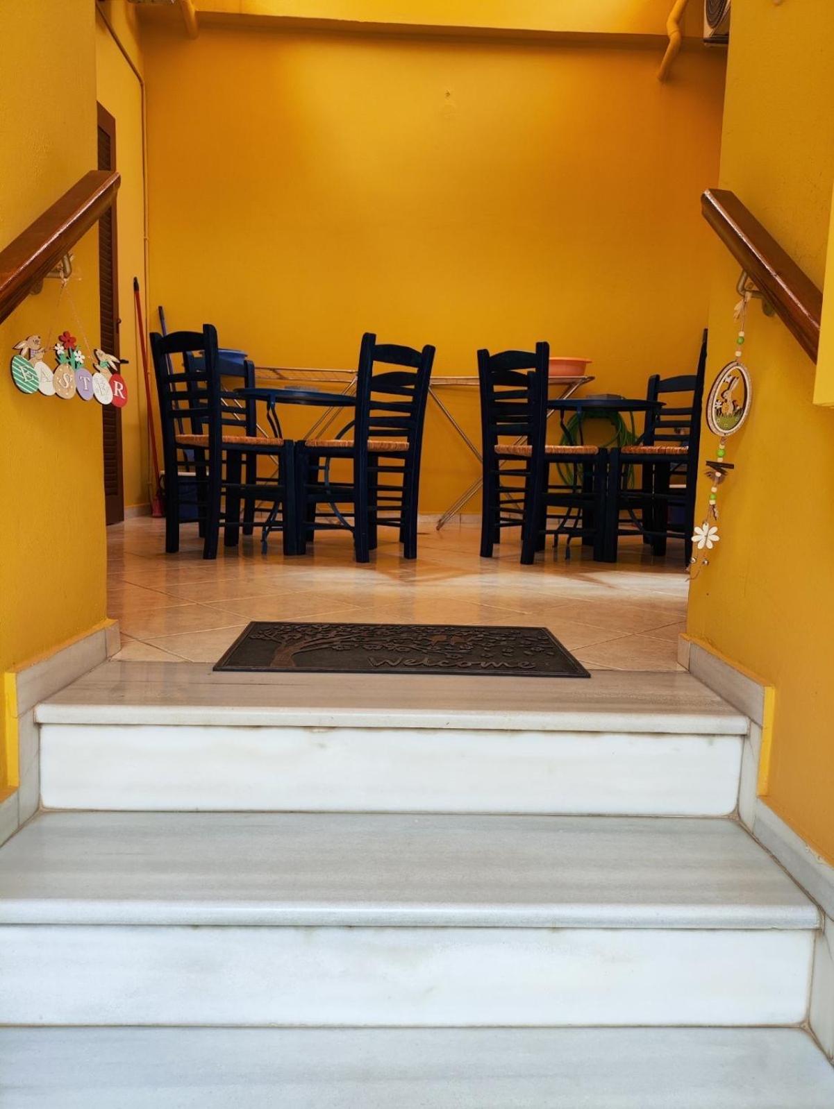 Οι Φωλίτσες Apartment นาฟปาคตอส ภายนอก รูปภาพ
